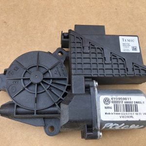 Motoras macara geam stanga spate VW Polo 9n din 2008 6Y0 959 811 6Y0959811 - Dezmembrari Auto
