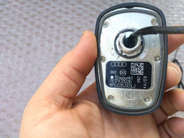 Antena radio Audi A3 8P facelift 8P0035503J 8P0 035 503 J - Dezmembrari Auto - imagine 2