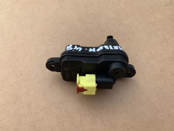 Actuator rezervor VW Arteon 510810773 510 810 773 la 0 km - Dezmembrari Auto
