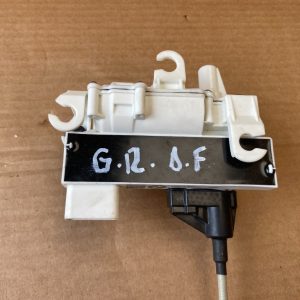 Actuator soft close BMW G11 G12 2017 736845009 - Dezmembrari Auto