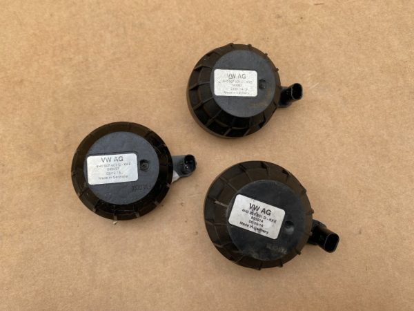 Actuator sunet VW Passat B8 4H0907601D 4H0 907 601 D - Dezmembrari Auto