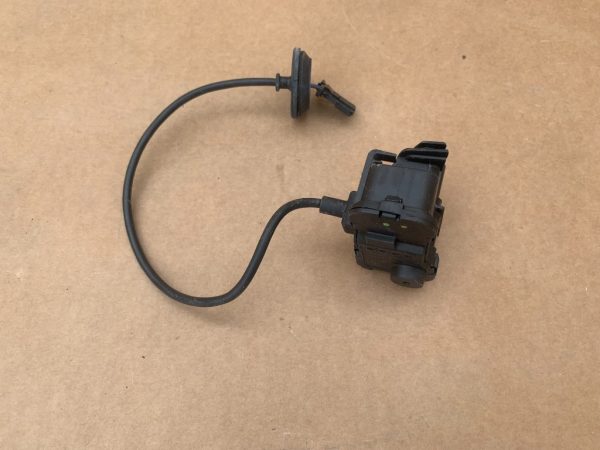Actuator usita rezervor VW Jetta 2017 5C6810773H 5C6 810 773 H la 0 km - Dezmembrari Auto