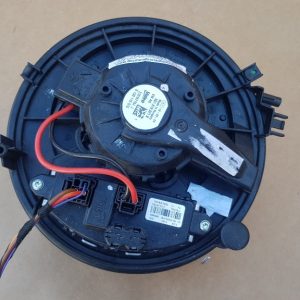 Aeroterma cu rezistenta VW Golf 7 5Q0907521C 5Q1819021B - Dezmembrari Auto