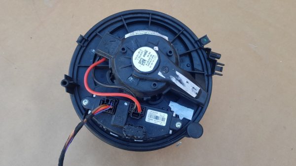 Aeroterma cu rezistenta VW Golf 7 5Q0907521C 5Q1819021B - Dezmembrari Auto