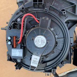 Aeroterma cu rezistenta VW Passat B8 facelift 2020 5WB819021 5Q0907521F la 0 km - Dezmembrari Auto