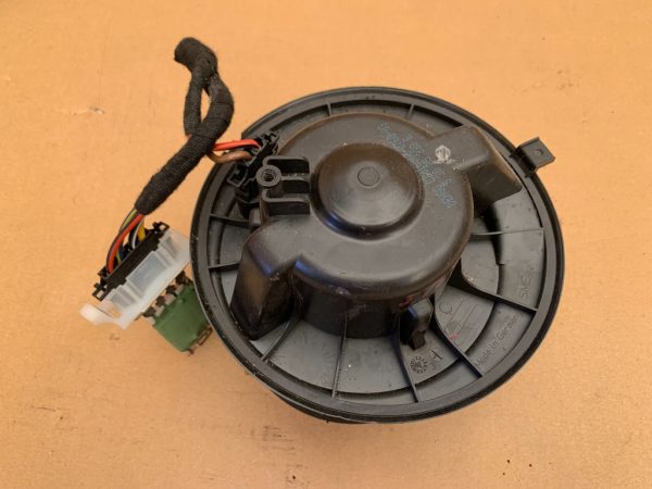 Aeroterma VW Passat B6 1K1819015 1K1 819 015 - Dezmembrari Auto