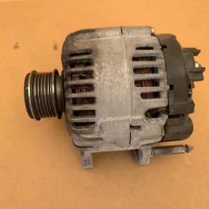 Alternator 140A VW Caddy Touran Golf 5 1.9 tdi 06F903023C 06F 903 023 C - Dezmembrari Auto