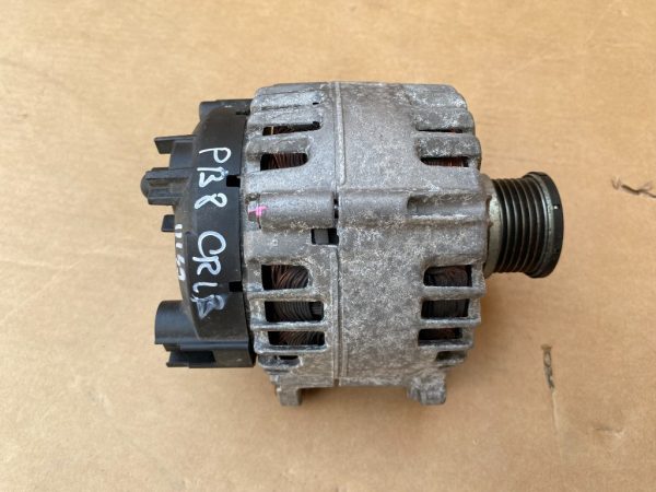 Alternator 140A VW Passat B8 2.0 tdi 03L903023L 03L 903 023 L - Dezmembrari Auto
