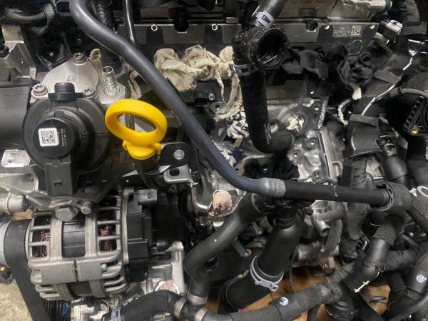 Compresor AC VW Passat B8 facelift 2023 3Q0816803E 3Q0 816 803 E la 0 km - Dezmembrari Auto