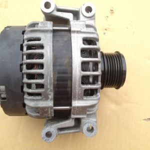 Alternator Audi A4 B8 2013 facelift 1.8 tfsi 06H903017J 06H 903 017 J - Dezmembrari Auto