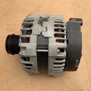 Alternator Mercedes A Class W176 2015 A0009061903 la 0 km - Dezmembrari Auto