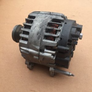 Alternator VW Golf 7 2.0 tdi 180 A 04L 903 023 H 04L903023H - Dezmembrari Auto
