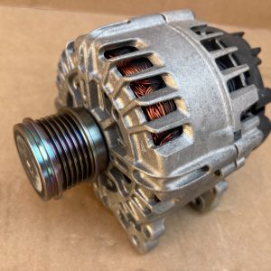 Alternator VW Passat 2.0 tdi 180 Amperi 03L903024L 03L 903 024 L - Dezmembrari Auto