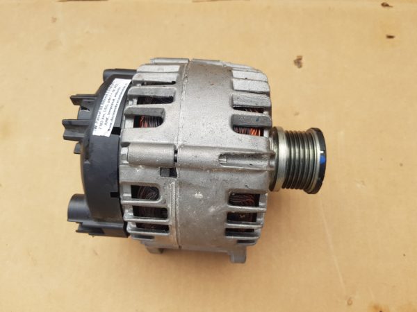 Alternator VW Passat B8 2.0 tdi 03L903024L 03L 903 024 L - Dezmembrari Auto