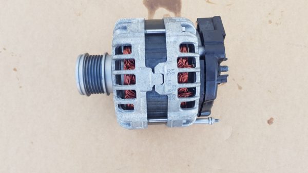 Alternator VW Passat B8 2.0 tdi 04L903024T 04L 903 024 T la 0 km - Dezmembrari Auto