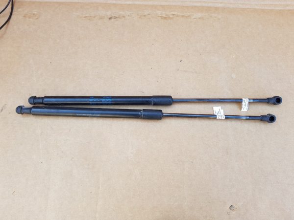Amortizor amortizoare haion Audi A3 8P 2009 2 usi 8P3827552B 8P3 827 552 B - Dezmembrari Auto