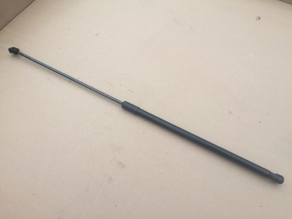 Amortizor capota fata VW Golf 7 2.0 tdi 5G0823359A 5G0 823 359 A - Dezmembrari Auto