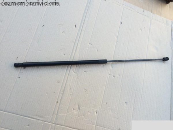 Amortizor capota fata VW Passat B8 3G0823359 3G0 823 359 - Dezmembrari Auto