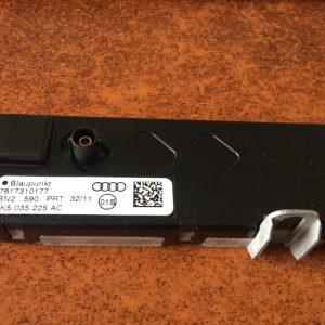 Amplificator 8K5035225AC 8K5 035 225 AC Audi A4 8k B8 facelift din 2013 - Dezmembrari Auto