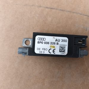 Amplificator antena Audi A3 8P 8P0035225B 8P0 035 225 B - Dezmembrari Auto