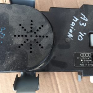 Amplificator antena Audi A3 8P4035225D 8P4 035 225 D - Dezmembrari Auto
