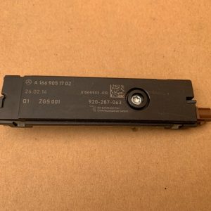 Amplificator antena Mercedes B Class w246 2014 A1669051702 la 0 km - Dezmembrari Auto