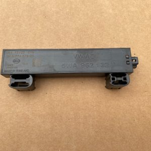 Amplificator antena VW Caddy Ford Tourneo Connect 2023 5WA962132 5WA 962 132 - Dezmembrari Auto