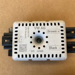 Amplificator antena VW Golf 7 2016 5Q0035570 5Q0 035 570 - Dezmembrari Auto