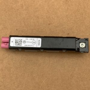 Amplificator antena VW Golf 7 2019 5G6035577J 5G6 035 577 J la 0 km - Dezmembrari Auto