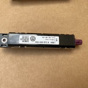 Amplificator antena VW Golf 7 5G6035577A 5G6 035 577 A la 0 km - Dezmembrari Auto