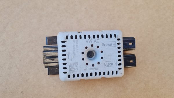 Amplificator antena VW Golf 7 5Q0035570 5Q0 035 570 - Dezmembrari Auto
