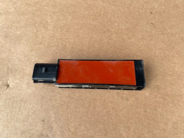 Amplificator antena VW Jetta 2017 5K0962131 5K0 962 131 la 0 km - Dezmembrari Auto