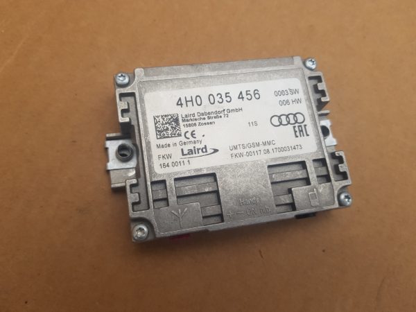 Amplificator antena VW Passat B8 4H0035456 4H0 035 456 - Dezmembrari Auto