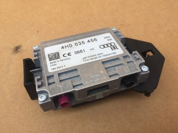 Amplificator antena VW Sportsvan 2018 1.5 DAC 4H0 035 456 4H0035456 - Dezmembrari Auto