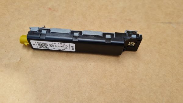 Amplificator antena VW Touran 2017 5TA035577 5TA 035 577 - Dezmembrari Auto