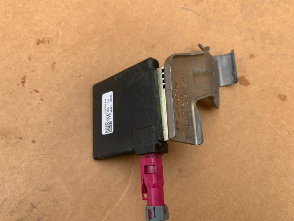 Amplificator antena VW Transporter T6 2021 3G9035534 3G9 035 534 - Dezmembrari Auto