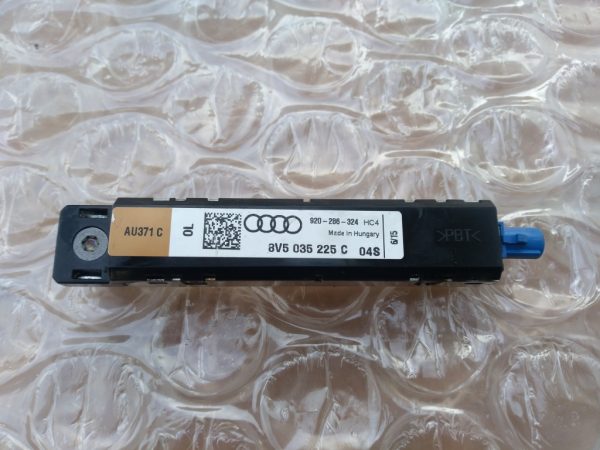 Amplificator Audi A3 8V 8V5035225C 8V5 035 225 C - Dezmembrari Auto