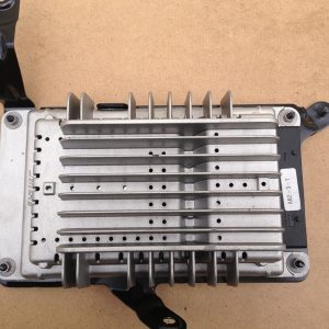 Amplificator audio BOSE Audi A3 8P A4 B6 A4 B7 cod 8P3035223A 8P3 035 223 A - Dezmembrari Auto