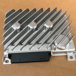 Amplificator audio Panasonic VW ID4 ID.4 din 2023 la 0 km 5H0035456F 5H0 035 456 F - Dezmembrari Auto