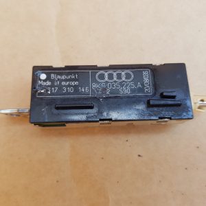 Amplificator radio Audi A4 B8 8K9035225A 8K9 035 225 A - Dezmembrari Auto