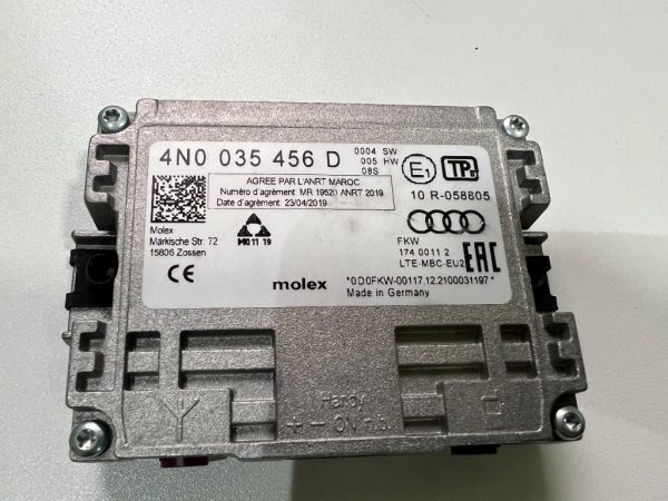Amplificator semnal la 0 km VW Passat din 2022 4N0035456D 4N0 035 456 D - Dezmembrari Auto