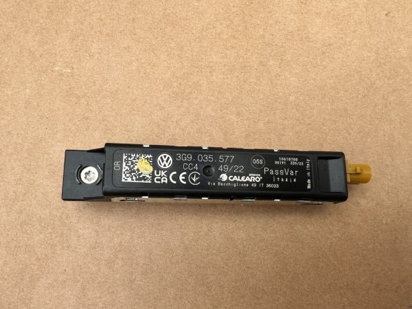 Amplificator VW Passat B8.5 din 2023 la 0 km 3G9035577 3G9 035 577 - Dezmembrari Auto