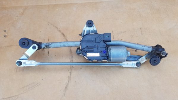 Ansamblu stergatoare cu motoras Audi A3 8V 8V1955119A 8V1955023D - Dezmembrari Auto