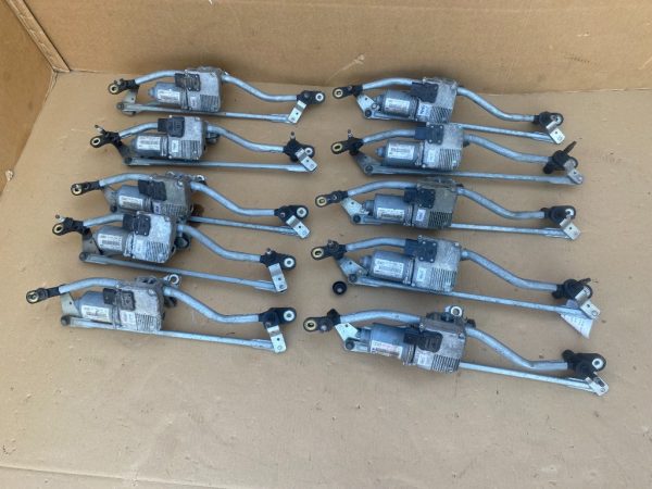 Ansamblu stergator cu motoras Audi A4 B8 A5 8K1955023E 8K1 955 023 E  - Dezmembrari Auto
