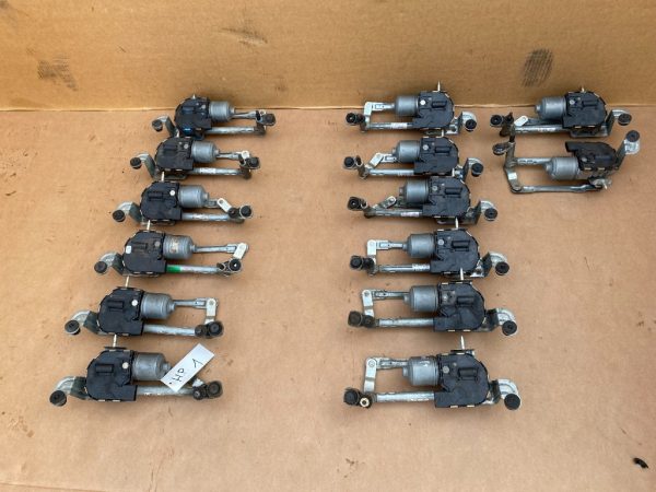 Ansamblu stergator cu motoras stanga VW Golf 5 plus 6 plus 5M0955023F 5M0 955 023 F - Dezmembrari Auto