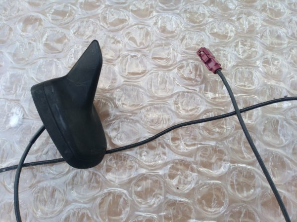 Antena Audi A3 8P 8P0035503J 8P0 035 503 J - Dezmembrari Auto