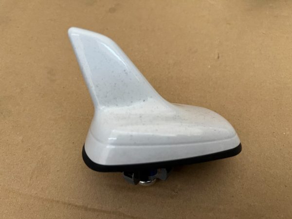 Antena GPS Audi A6 C7 la 0 km 4G0035503P 4G0 035 503 P 4G0035503AD 4G0 035 503 AD - Dezmembrari Auto
