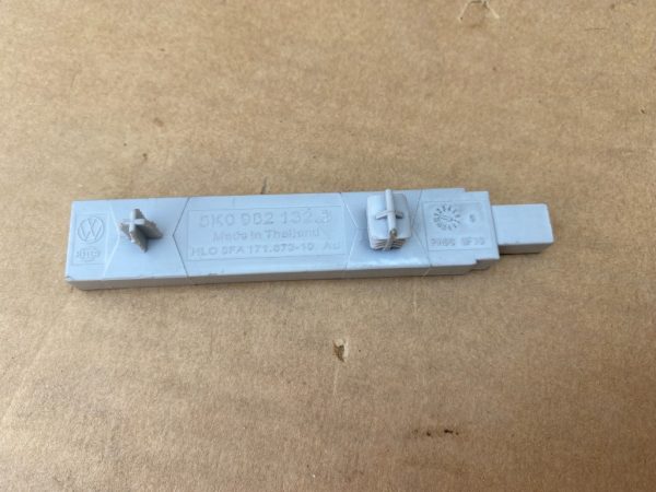 Antena kessy VW Golf 7 2019 5K0962132B 5K0 962 132 B la 0 km - Dezmembrari Auto