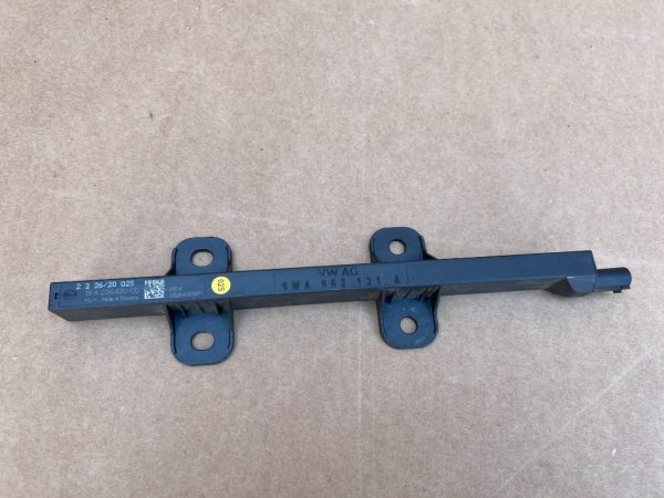 Antena kessy VW ID3 ID.3 5WA962131A 5WA 962 131 A - Dezmembrari Auto
