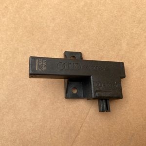 Antena keyless Audi A6 C7 2016 8K0907247 8K0 907 247 la 0 km - Dezmembrari Auto